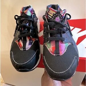 Nike Huarache SZ 12C kids